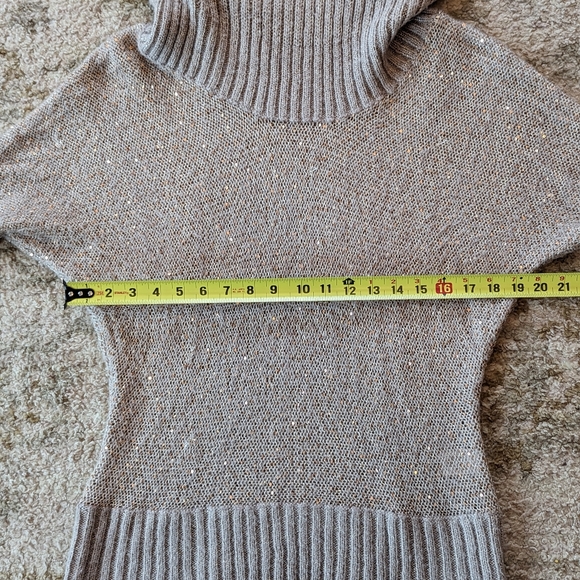 Elle Gold Sequin Cowl Neck Off Shoulder Sweater Women's Small Oversized - Picture 6 of 10